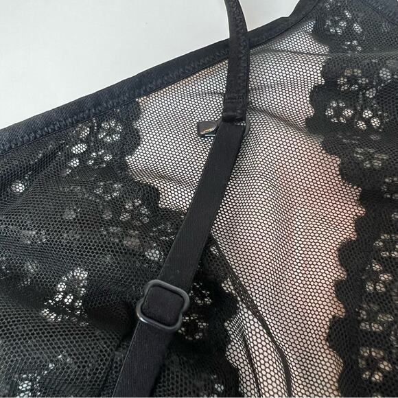 Victoria’s Secret Body by Victoria High Neck Lace Mesh Bralette Black Medium - Picture 9 of 10